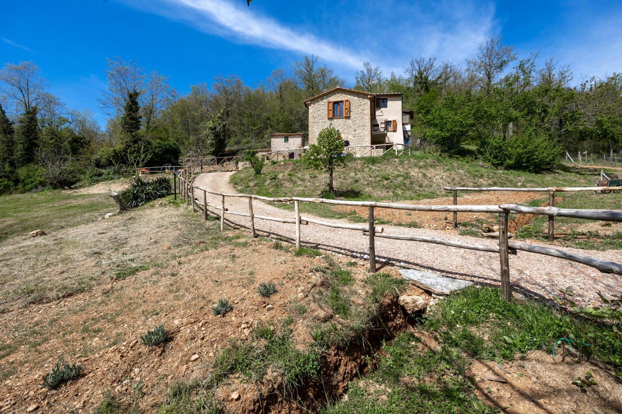 Podere Del Ciacchi Among Tuscany Greenery - Happy Rentals Montieri Exterior photo